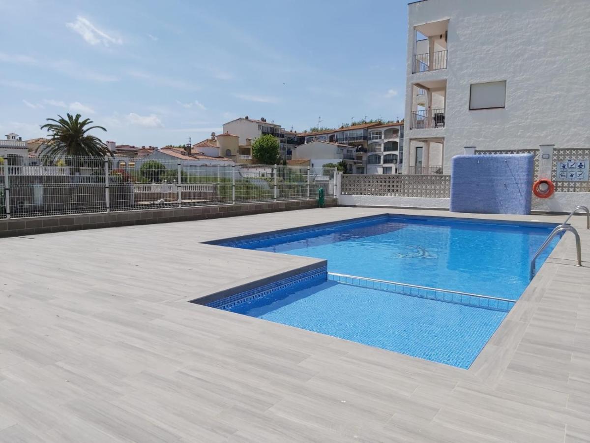 Apartament Amb Piscina Empuriabrava Exterior foto